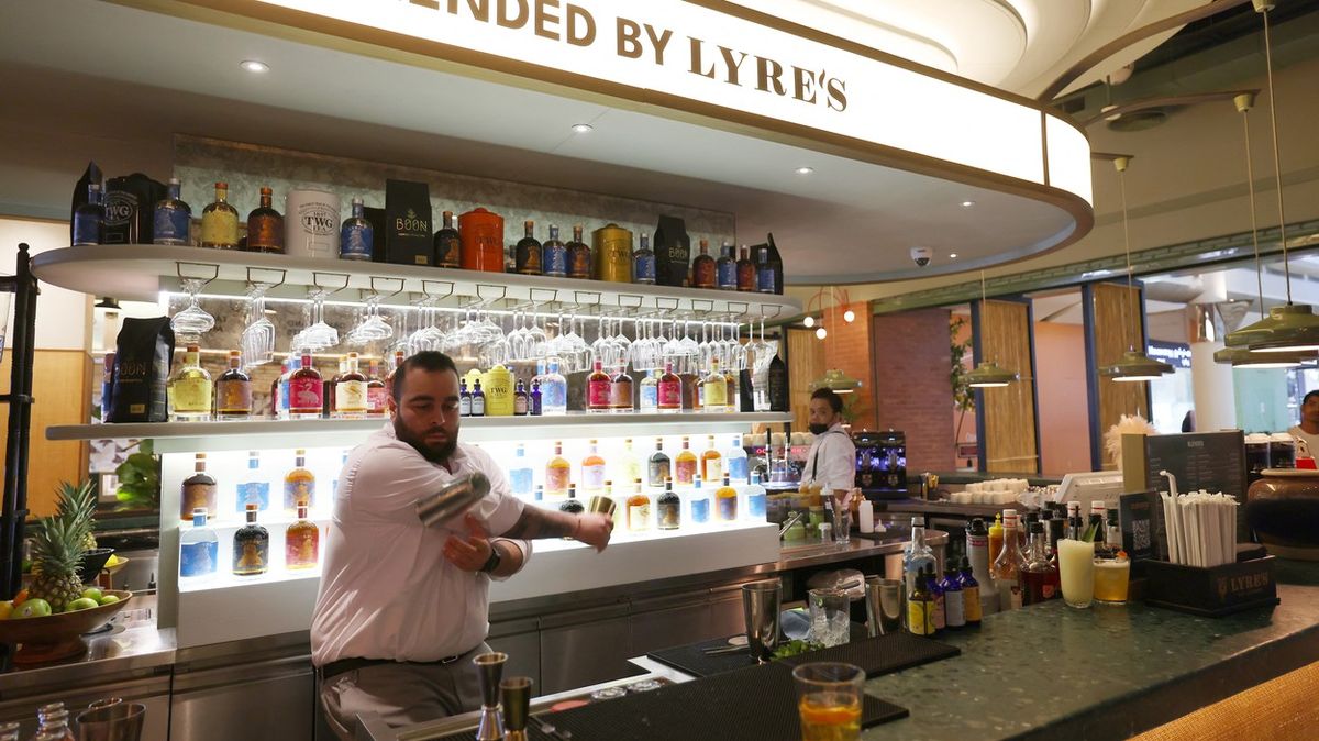 V Saúdské Arábii po více než 70 letech otevřeli první obchod s alkoholem